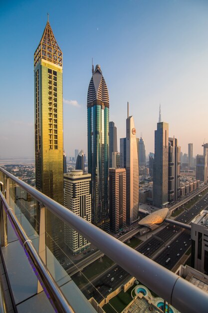 Вид с воздуха на центр Дубая в осенний день, Объединенные Арабские Эмираты