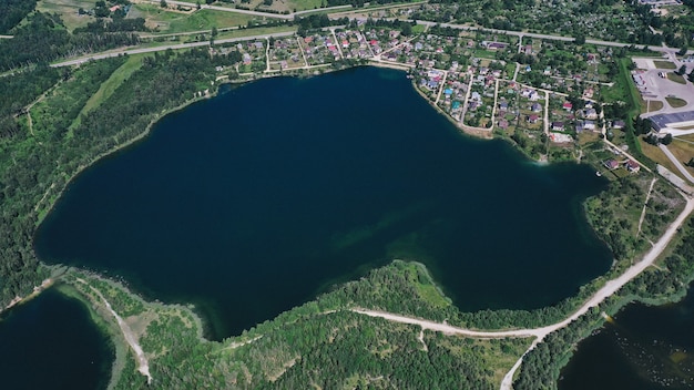 Free photo aerial view of lake