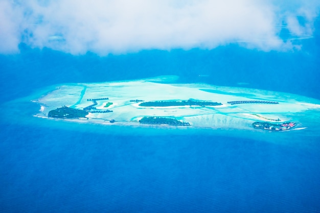 モルディブの島の空撮