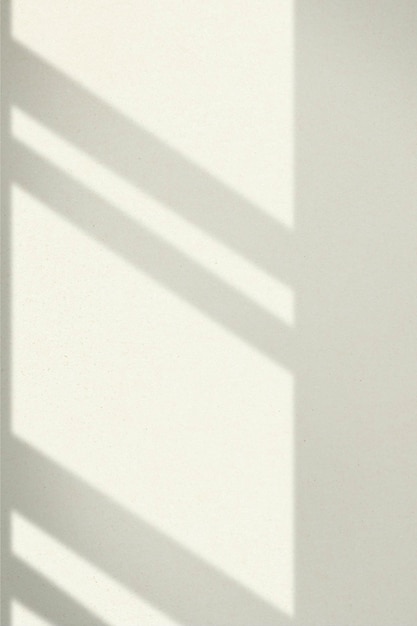 無料写真 ゴールデンアワーの間に窓の影と美的背景