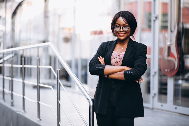 Free Photo african american business woman