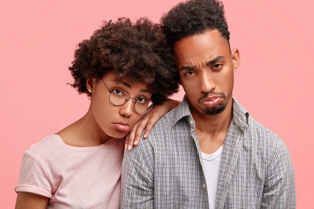 African American man and woman posing