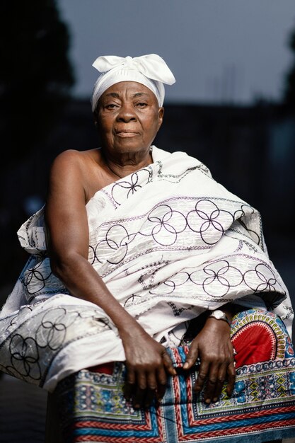 아프리카 고위 여자 초상화