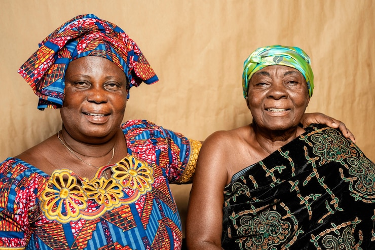Free Photo african senior woman