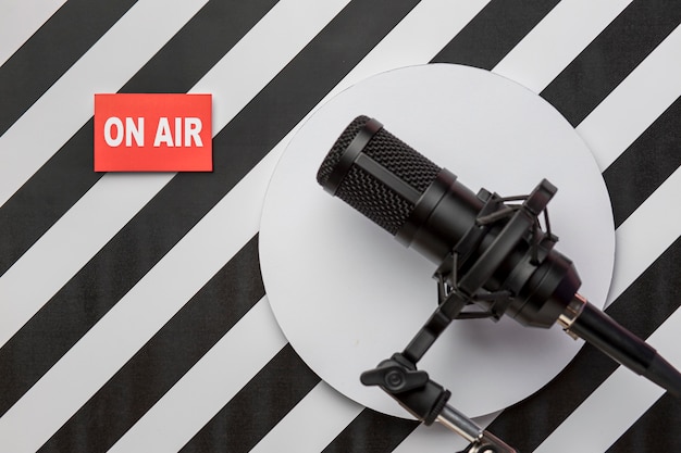 Free photo on air live radio streaming banner and mic