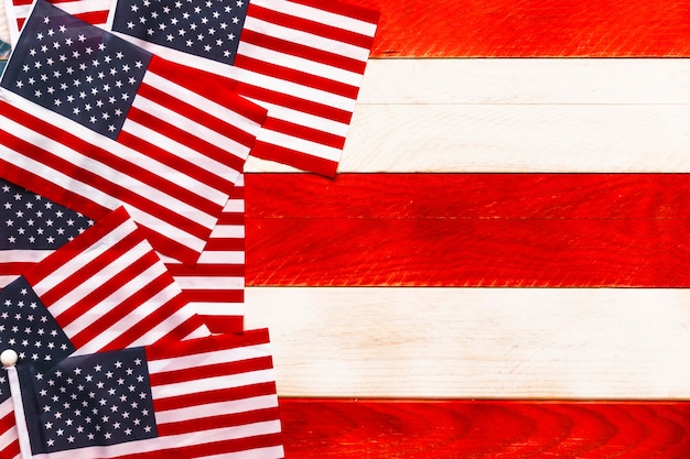 Бесплатное фото Фон американского флага с copyspace для дня независимости