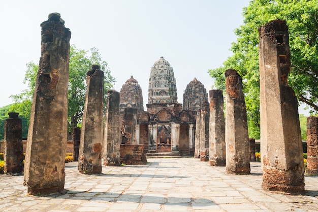 寺院の古代遺跡