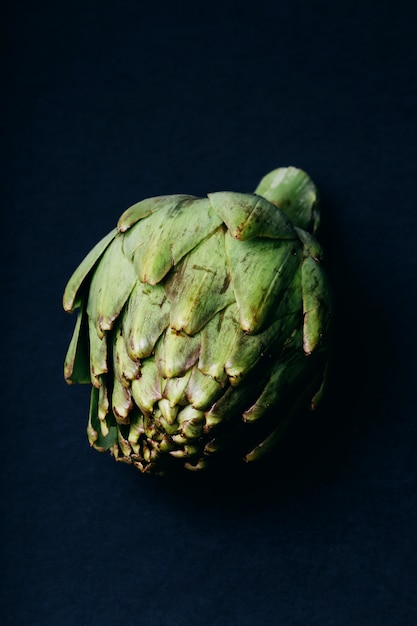 Free photo appetizing vegetable artichoke