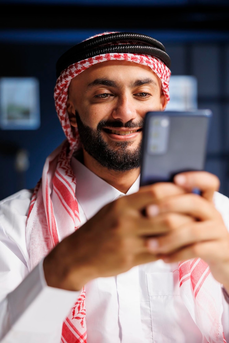 Free Photo arab man using digital communication