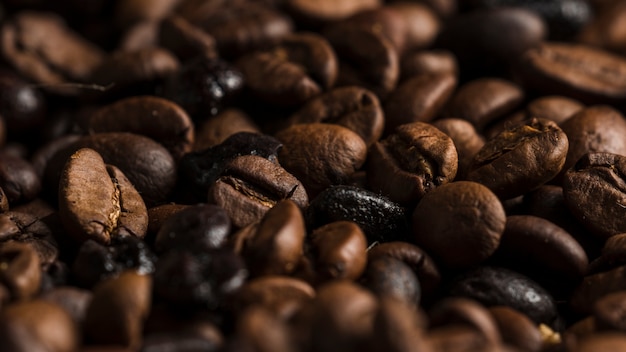 Aromatic coffee beans 