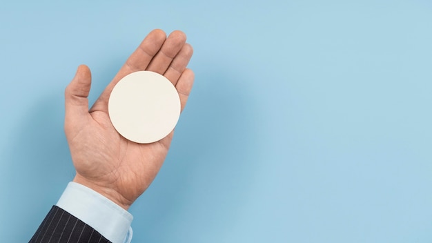 arrangement of blank round card