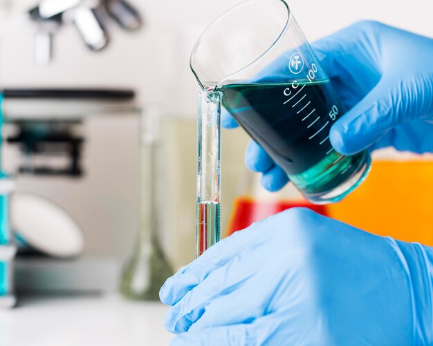 Arrangement of chemical elements in laboratory