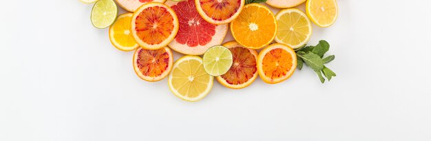 Arrangement of citrus fruit slices