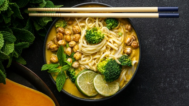 Free photo arrangement of noodles on a table