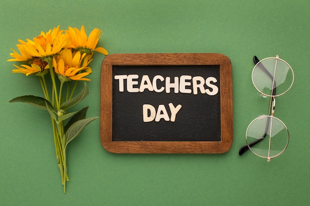 Arrangement of teacher's day elements
