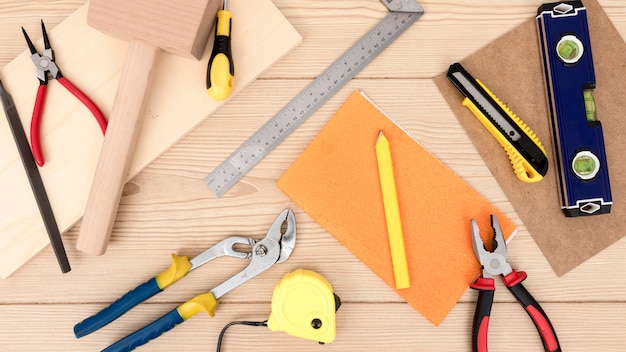 Arrangement of tools for carpentry on desk