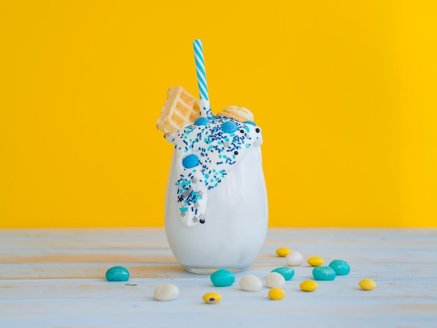 Free photo arrangement with milkshake glass