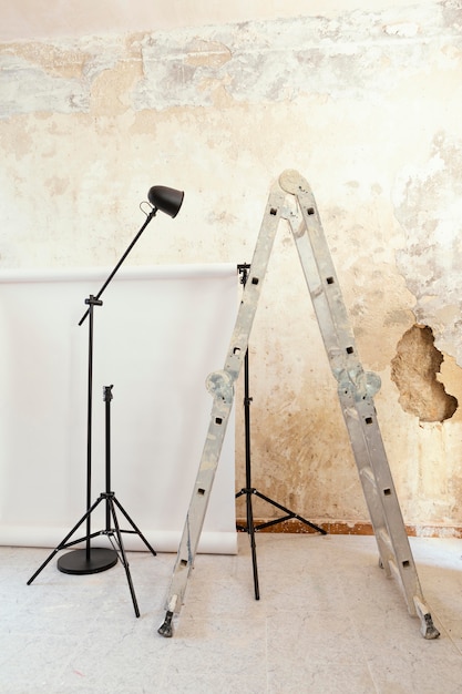 Free photo artist props for photography in studio