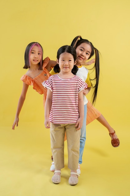 아시아 여자 포즈