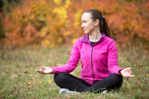 Autumn yoga: nature meditation