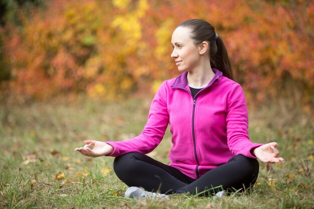 Осенняя йога: медитация природы