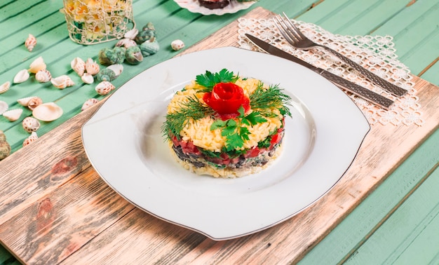 Azerbaijani mangal salad with fresh herbs and tomato