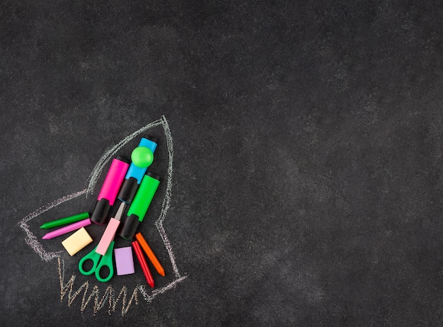 Free photo back to school background with rocketship