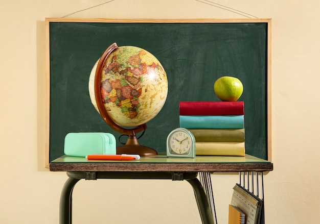 Free photo back to school concept with earth globe