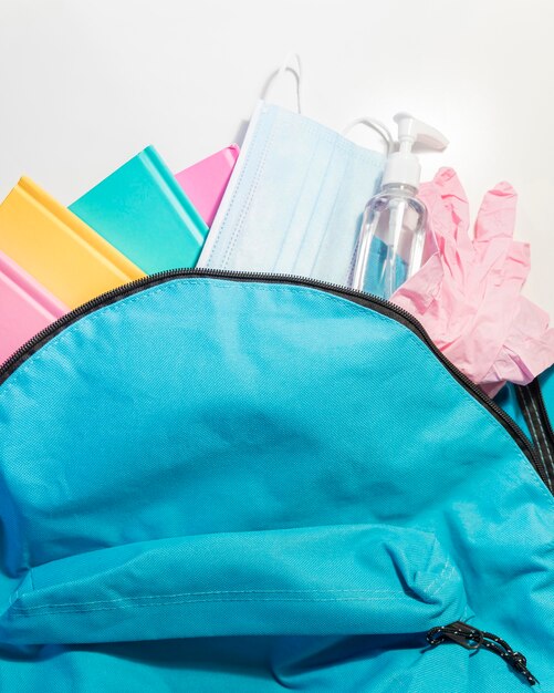 新しい通常の学用品に戻る