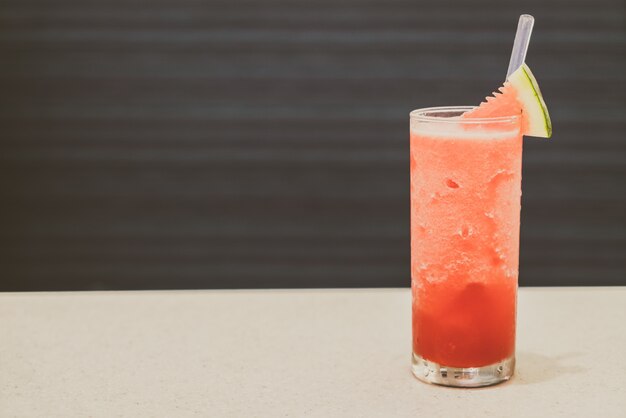 Free photo background closeup juicy fresh drink