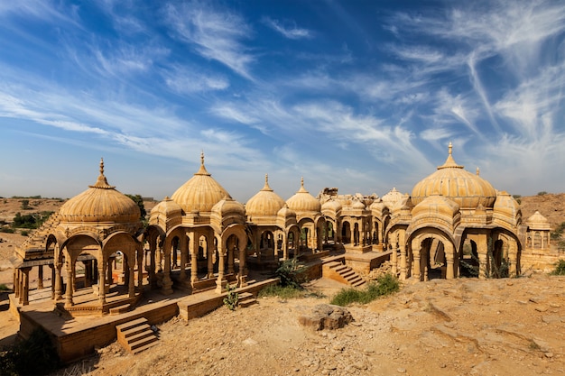 Руины бада багха в джодхпуре, раджастхан, индия