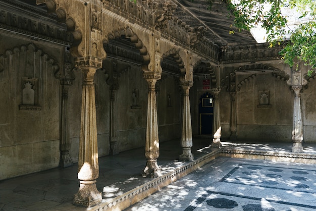 Free photo badi mahal or garden palace of city palace in udaipur rajasthan, india