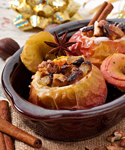 Baked apples with raisins, nuts and honey