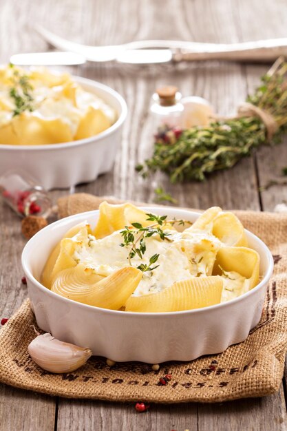 Печенные макароны с сыром