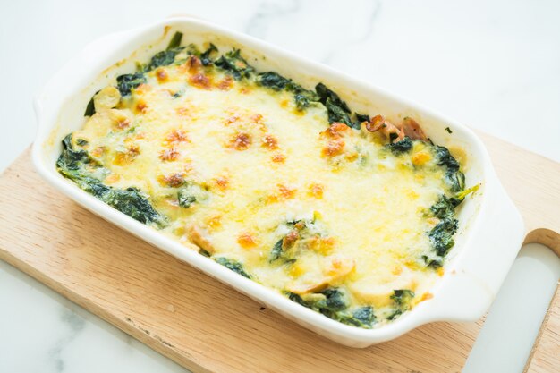 Baked spinach lasagna