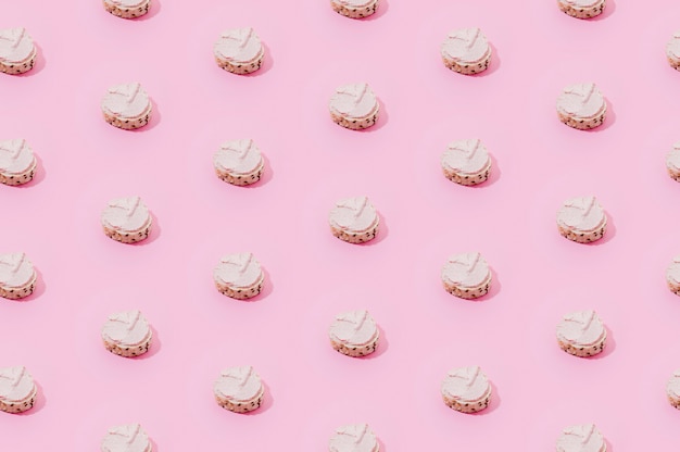 ピンクのお菓子とベーカリーパターン