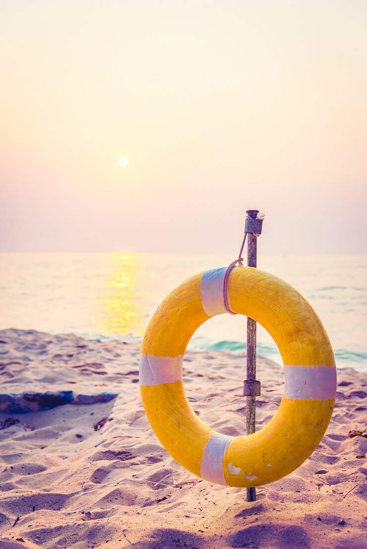 Free Photo ball beach water swimming color