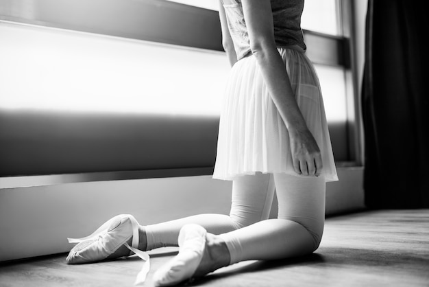 Foto gratuita concetto innocente di pratica di ballo di balletto della ballerina