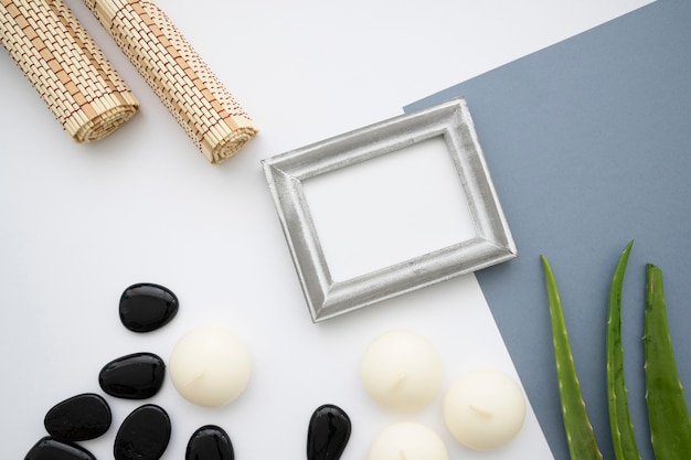 Bamboo cloths, frame, stones and leaves