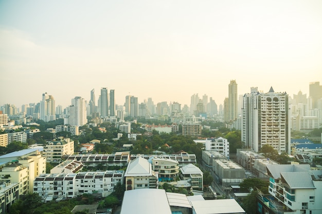 Foto gratuita skyline della città di bangkok