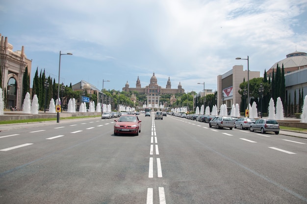 바르셀로나 도로 하늘 여행 궁전