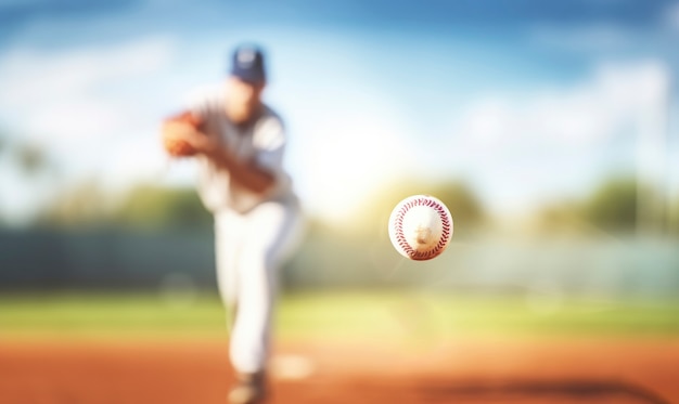 Giocatore di baseball sul campo durante una partita