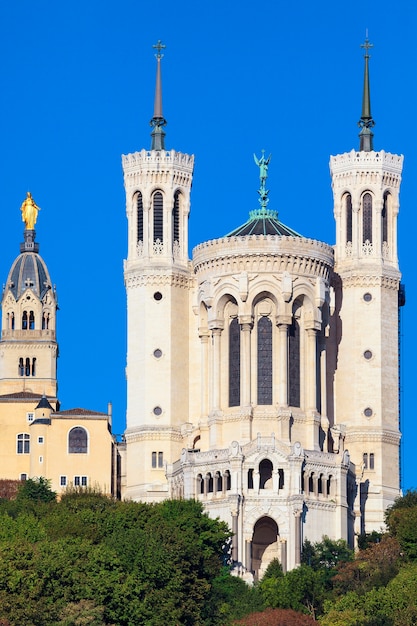 Foto gratuita basilica di notre-dame de fourviere a lione