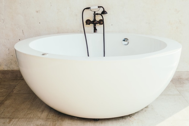 Free photo bathtub