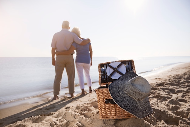 Spiaggia come luogo perfetto per il picnic