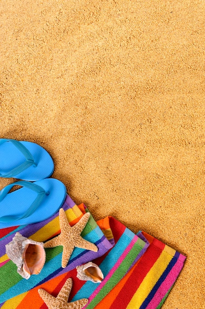 Beach objects and flip flops
