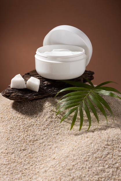 Free photo beach skincare product still life