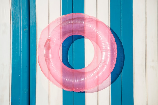 Free photo beach and summer concept with inflatable ring