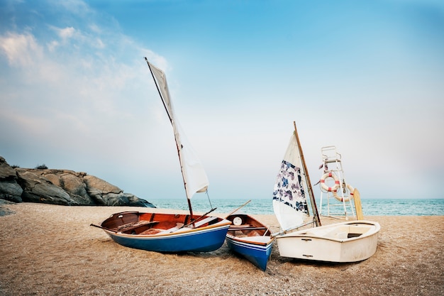 Foto gratuita concetto di viaggio della barca di vacanza estiva della spiaggia