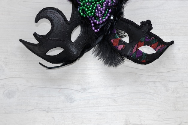 Beads between masks